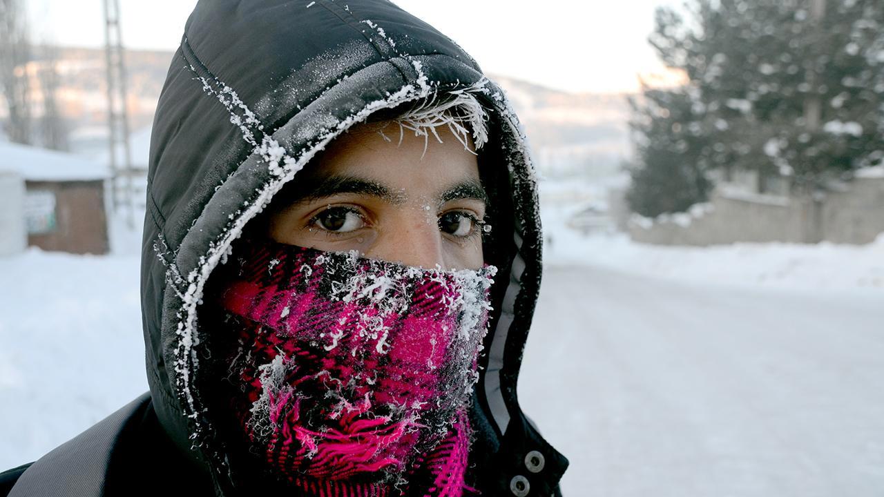 Meteoroloji'den yeni uyarılar: Sağanak, buzlanma ve çığ riski!